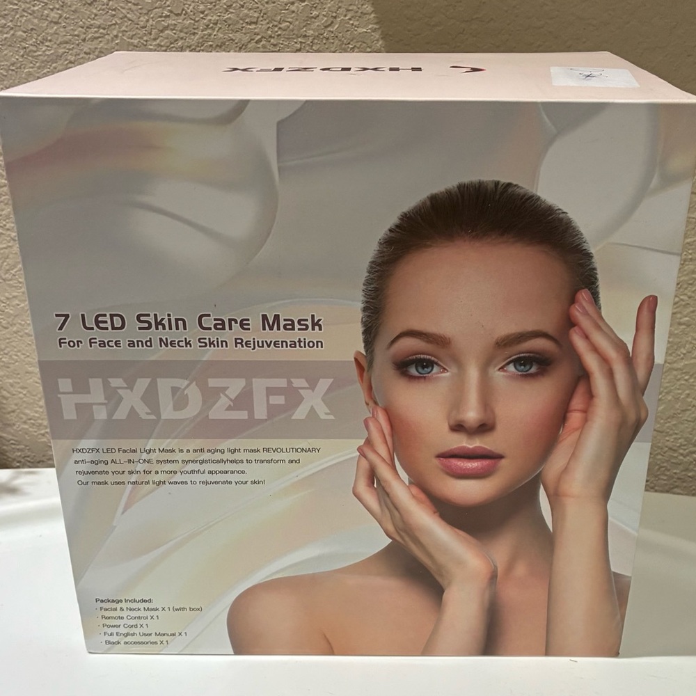 New Open Box 7 LED Facial Skin Care Mask